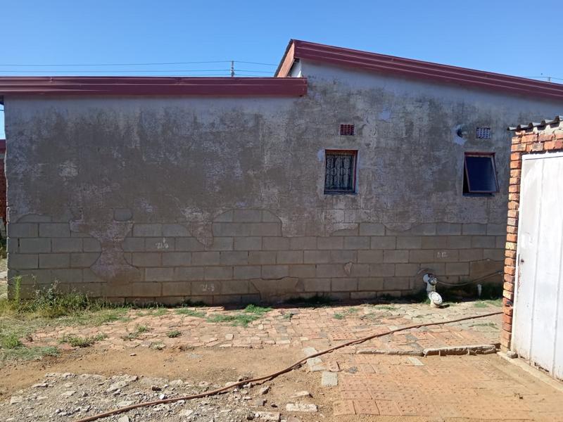 3 Bedroom Property for Sale in Thabong Free State